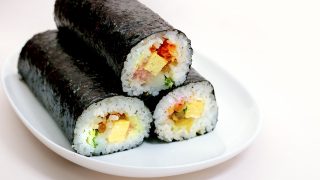 恵方巻きの方角の決め方は?今年はどの方向を向いて食べるの?